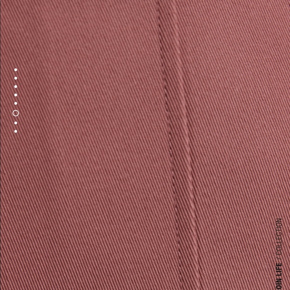 Zara high waisted pleated pants Bloggers fav - Picture 7 of 8